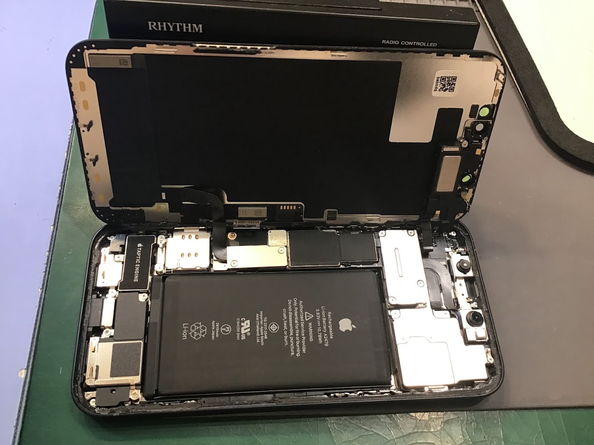 iphone12のバッテリー交換ならデータそのまま修理可能なスマホ修理工房秋津店へ！